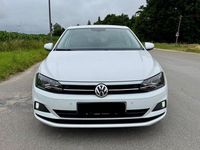 Gebraucht VW Polo 65 PS (47 kW) 2018 Weiß Kleinwagen