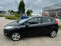 Gebraucht Ford Fiesta Titanium 82 PS (60 kW) 2009 Schwarz Kleinwagen