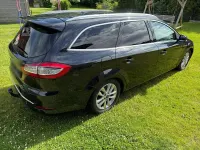 Gebraucht Ford Mondeo 140 PS (102 kW) 2014 Schwarz Kombi