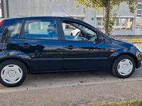 Gebraucht Ford Fiesta 80 PS (58 kW) 2005 Blau Kleinwagen