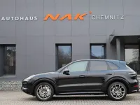 Gebraucht Porsche Cayenne Turbo 549 PS (403 kW) 2022 Schwarz SUV