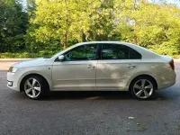 Gebraucht Skoda Rapid 105 PS (77 kW) 2012 Weiß Kleinwagen