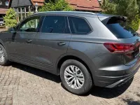 Gebraucht VW Touareg 231 PS (169 kW) 2018 Grau SUV