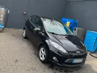 Gebraucht Ford Fiesta 71 PS (52 kW) 2012 Schwarz Kleinwagen