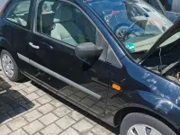 Usata Ford Fiesta 60 CV (44 kW) 2006 Nero Utilitaria