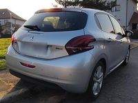 Gebraucht Peugeot 208 Style 82 PS (60 kW) 2016 Silber Kleinwagen