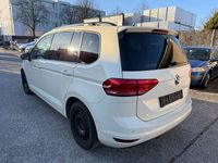 Gebraucht VW Touran 116 PS (85 kW) 2019 Beige Van / Kleinbus