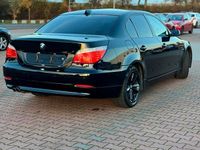 Gebraucht BMW 525 200 PS (147 kW) 2008 Schwarz Limousine