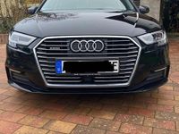 Gebraucht Audi e-tron 204 PS (150 kW) 2016 Schwarz SUV