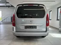 Neu Opel Combo 131 PS (96 kW) 2026 Kontrast grau Van / Kleinbus