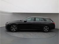 Gebraucht Mercedes E450 381 PS (280 kW) 2023 Metalliclack obsidianschwarz metallic Kombi