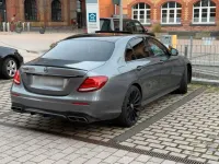 Gebraucht Mercedes E350 AMG line 258 PS (189 kW) 2017 Silber Limousine