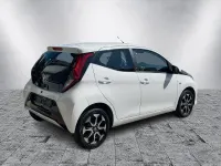 Gebraucht Toyota Aygo Team 72 PS (52 kW) 2022 Weiß Kleinwagen