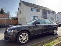 Gebraucht Audi A4 Ambiente 120 PS (88 kW) 2010 Grau Limousine