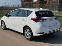 Gebraucht Toyota Auris Edition-S 116 PS (85 kW) 2016 Weiß Kleinwagen