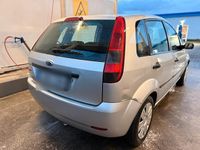 Gebraucht Ford Fiesta 80 PS (58 kW) 2003 Silber Kleinwagen