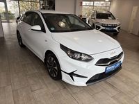Gebraucht Kia Ceed 101 PS (74 kW) 2024 Weiß Kleinwagen