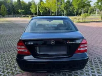 Gebraucht Mercedes C180 143 PS (105 kW) 2003 Schwarz Limousine