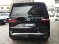 Second-hand VW Multivan Style 150 CP (110 kW) 2024 Negru Monovolum