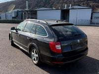 Gebraucht Skoda Superb Exclusive 140 PS (102 kW) 2015 Schwarz Kombi