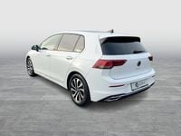 Gebraucht VW Golf VIII Active 150 PS (110 kW) 2022 Weiß Limousine