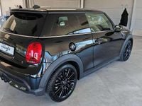 Gebraucht Mini Cooper S Classic 178 PS (130 kW) 2022 Schwarz Kleinwagen