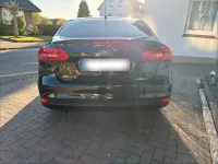 Gebraucht Ford Focus Titanium 125 PS (91 kW) 2015 Schwarz Limousine