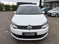 Gebraucht VW Sharan Comfortline 184 PS (135 kW) 2017 Pure white Van / Kleinbus
