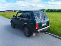 Gebraucht Lada niva 82 PS (60 kW) 2009 Grün SUV