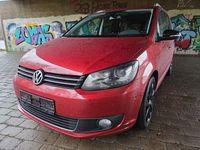 Gebraucht VW Touran Style 140 PS (102 kW) 2012 Rot Van / Kleinbus