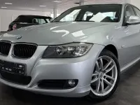 Gebraucht BMW 318 143 PS (105 kW) 2011 Silber Limousine