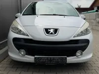 Gebraucht Peugeot 207 95 PS (69 kW) 2009 Weiß Kleinwagen
