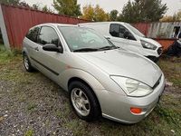Gebraucht Ford Focus Futura 75 PS (55 kW) 1999 Grau Limousine