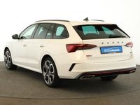 Gebraucht Skoda Octavia RS 245 PS (180 kW) 2022 Candyweiss Kombi