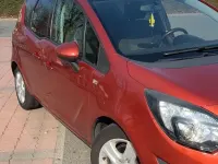 Gebraucht Opel Meriva 101 PS (74 kW) 2011 Rot Van / Kleinbus