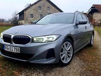 Gebraucht BMW 318 156 PS (114 kW) 2024 Grau Kombi