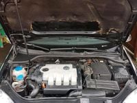 Gebraucht VW Golf VI 105 PS (77 kW) 2008 Schwarz Kleinwagen