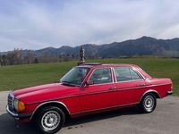 Gebraucht Mercedes 200 94 PS (69 kW) 1977 Limousine