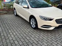 Gebraucht Opel Insignia Edition 136 PS (100 kW) 2020 Gelb Kombi