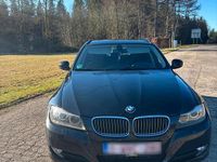 Gebraucht BMW 320 184 PS (135 kW) 2011 Schwarz Kombi