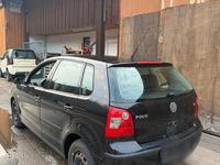 Gebraucht VW Polo 63 PS (46 kW) 2003 Schwarz Kleinwagen