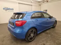 Gebraucht Mercedes A180 AMG 122 PS (89 kW) 2013 Blau Limousine