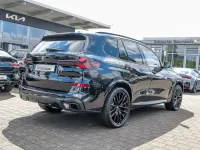 Gebraucht BMW X5 M Sport 360 PS (264 kW) 2025 Schwarz SUV
