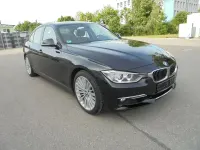 Gebraucht BMW 325 Luxury Line 218 PS (160 kW) 2014 Saphirschwarz Limousine