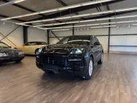 Gebraucht Porsche Cayenne 354 PS (260 kW) 2025 Chromitschwarzmetallic SUV