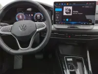 Gebraucht VW Golf VIII Style 150 PS (110 kW) 2025 Oyster silver metallic Limousine