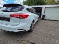 Używany Ford Focus Titanium 150 KM (110 kW) 2020 Biały Sedan/Limuzyna