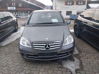 Gebraucht Mercedes A180 Elegance 116 PS (85 kW) 2010 Grau Limousine