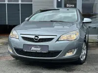 Gebraucht Opel Astra Edition 140 PS (102 kW) 2012 Silber Limousine