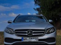 Gebraucht Mercedes E220 194 PS (142 kW) 2018 Silber Limousine